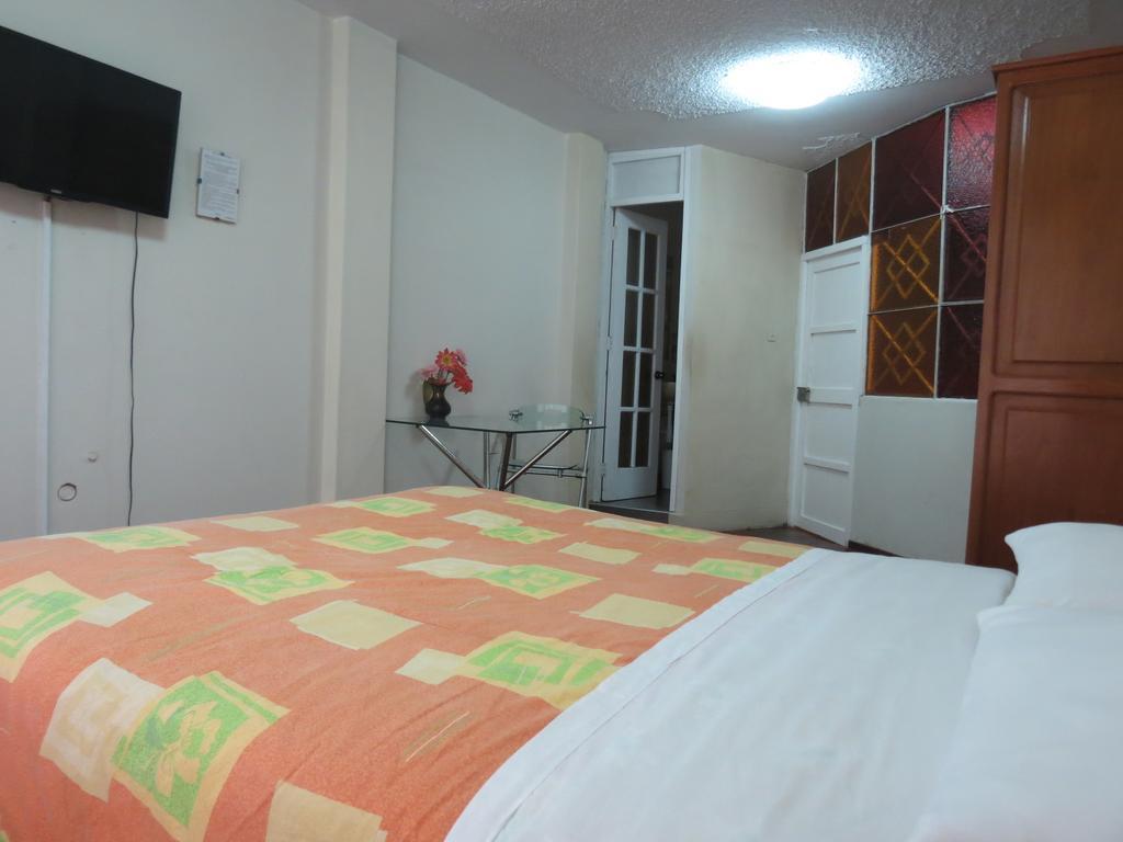 Residencial El Sol De Los Pinos Trujillo Exterior foto