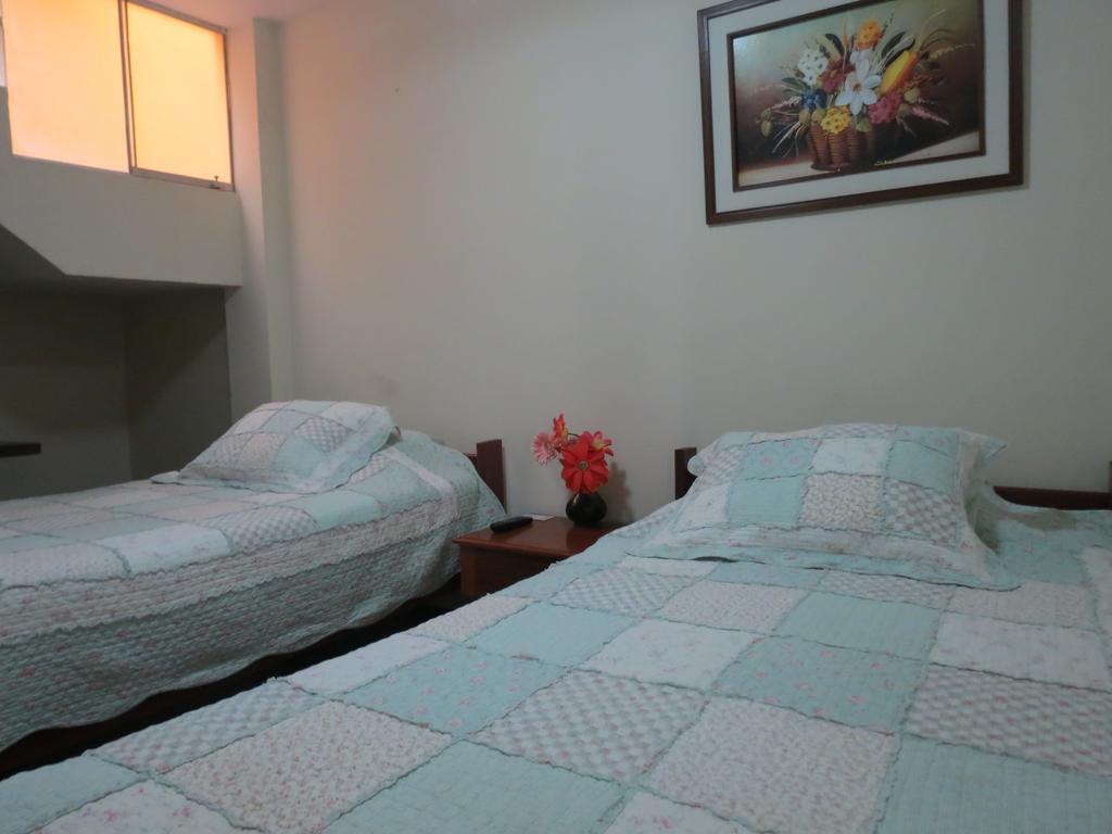 Residencial El Sol De Los Pinos Trujillo Exterior foto
