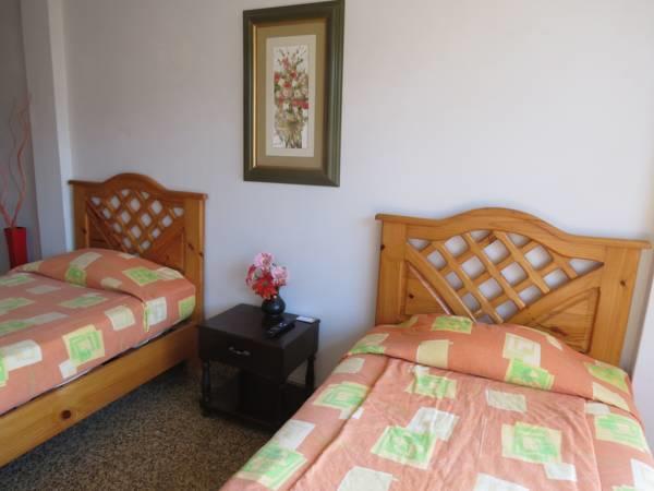 Residencial El Sol De Los Pinos Trujillo Exterior foto