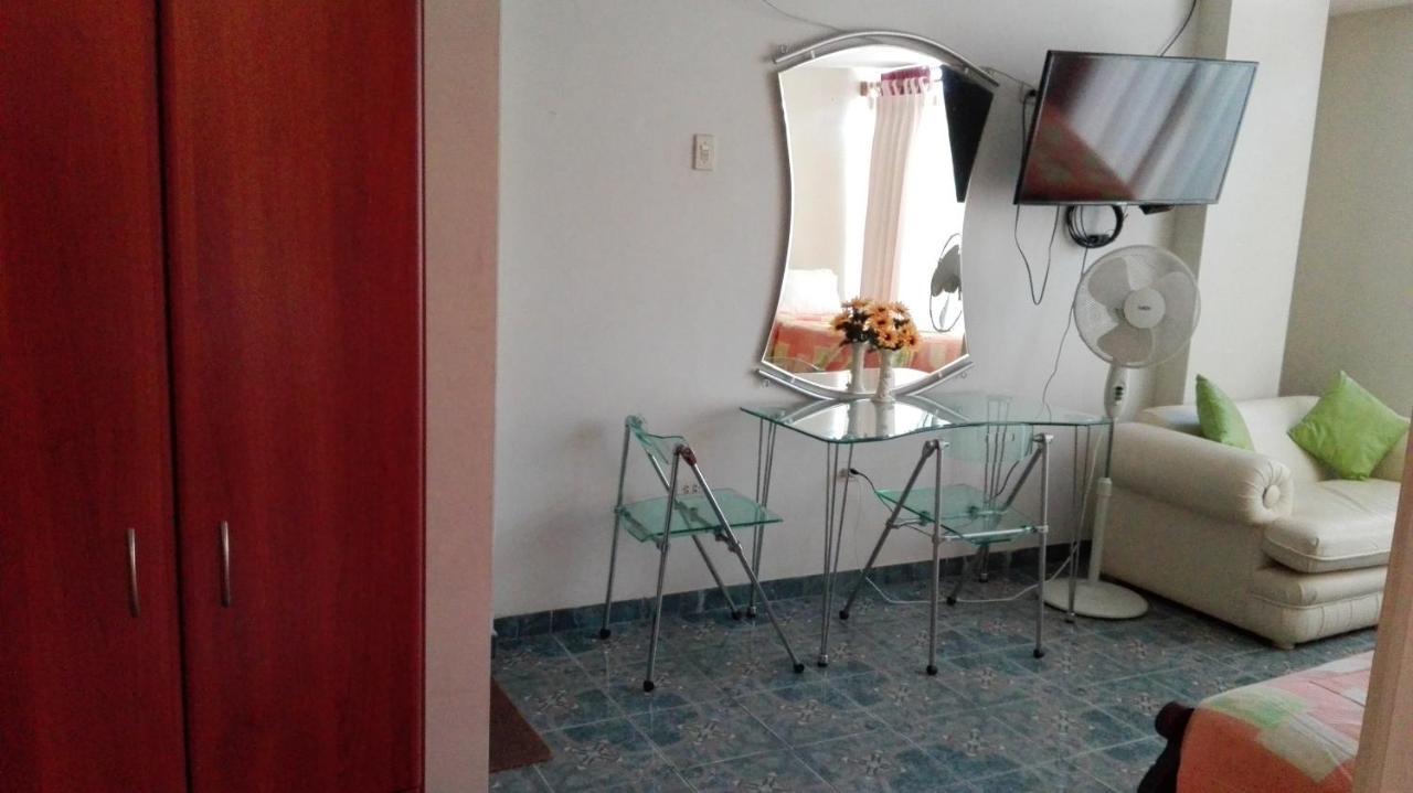 Residencial El Sol De Los Pinos Trujillo Exterior foto